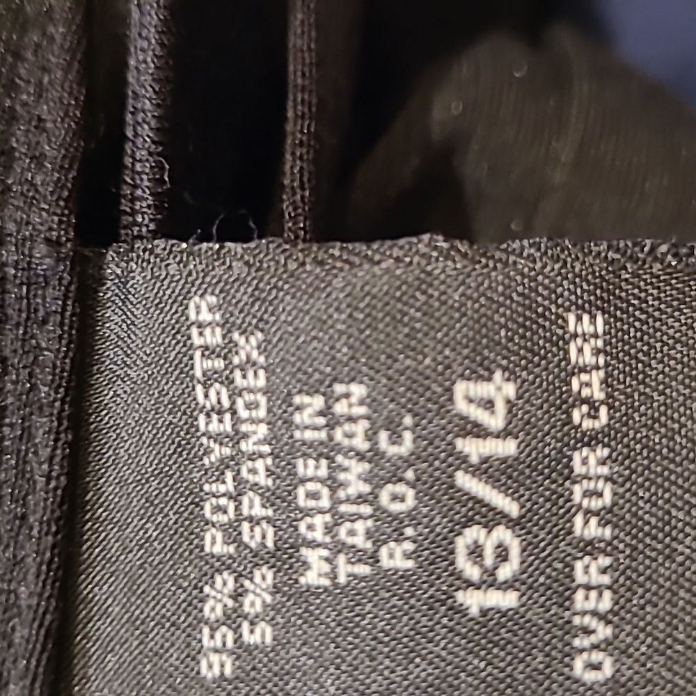 Express Classic Black Pencil Skirt. - Picture 4 of 5